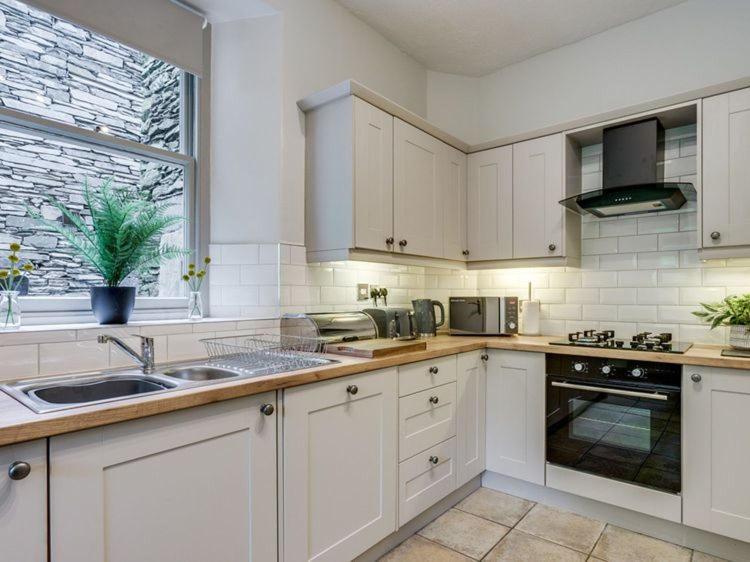 Gorgeous Cottage In Bowness Экстерьер фото